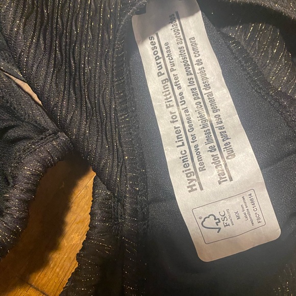 NWT Womens Time and Tru Cut-Out One Piece Swimsuit Black & Gold Size L (12-14) - Picture 6 of 6